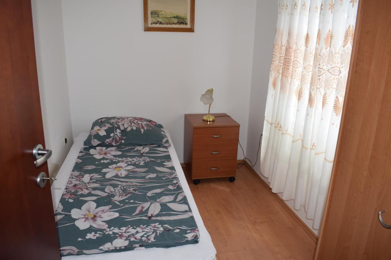 Esperanza Apartment Pula Dış mekan fotoğraf