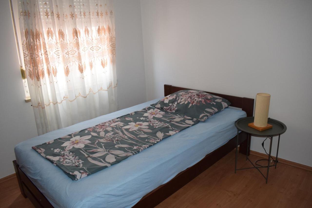 Esperanza Apartment Pula Dış mekan fotoğraf